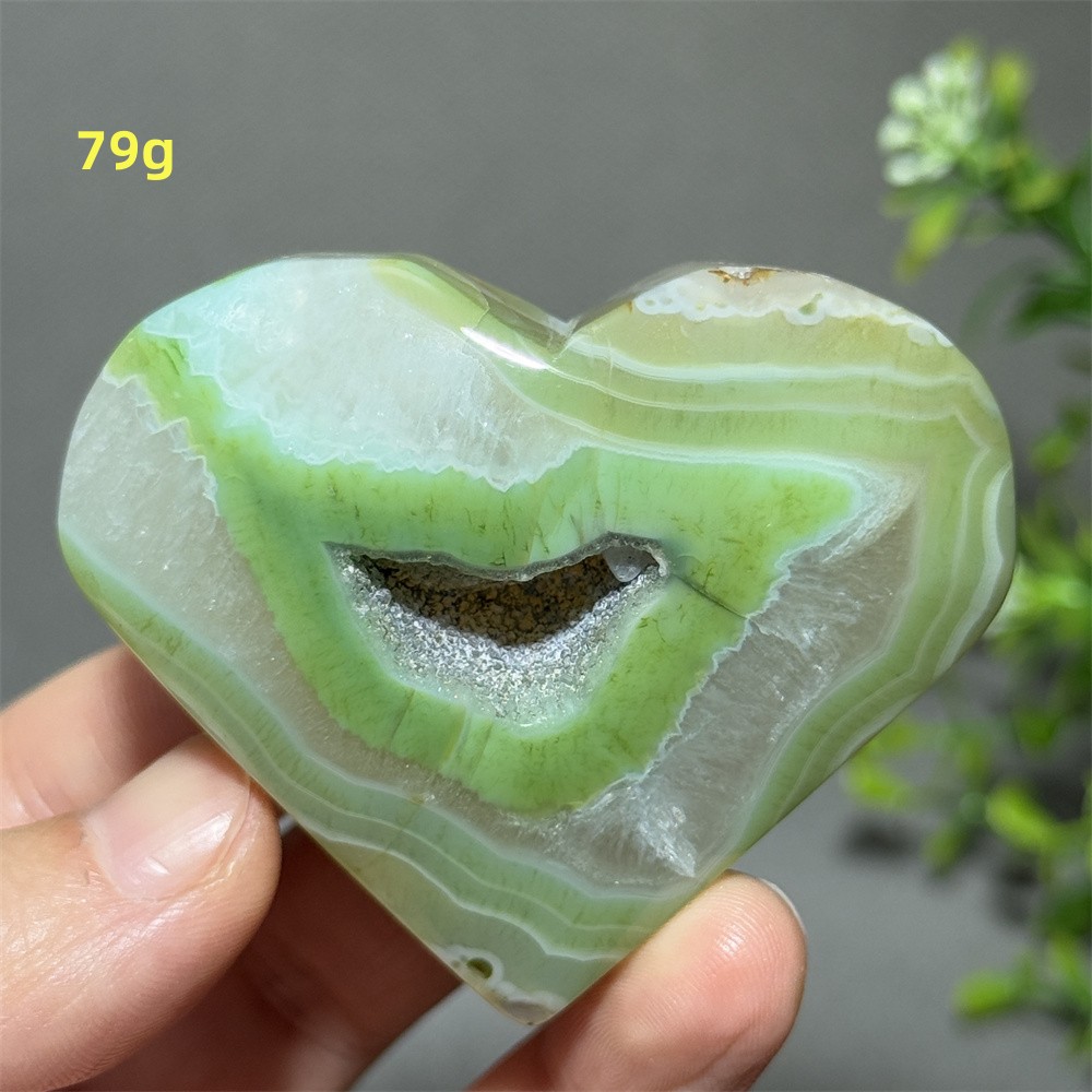 Natural Green Agate Heart-Shap - огляд і ціна Renewable Energy Infrastructure